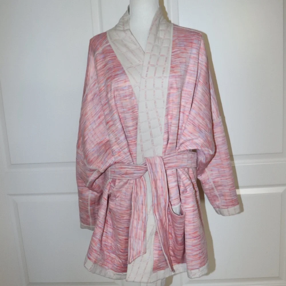 NIKE Yoga Women's Therma-FIT Luxe Reversible Kimono Size XL